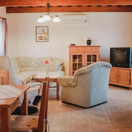 Villa Krasny Srub Na Jihu Brna à Zelesice Extérieur photo